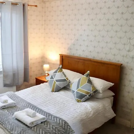 Holiday home Exquisite Folk Victorian One-bed House: Leeds (West Yorkshire)