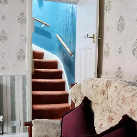 Holiday home Exquisite Folk Victorian One-bed House: Leeds (West Yorkshire)