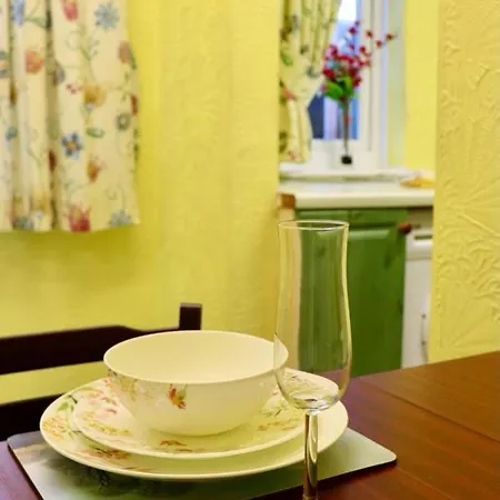 Vakantiehuis Exquisite Folk Victorian One-bed House: Leeds (West Yorkshire)