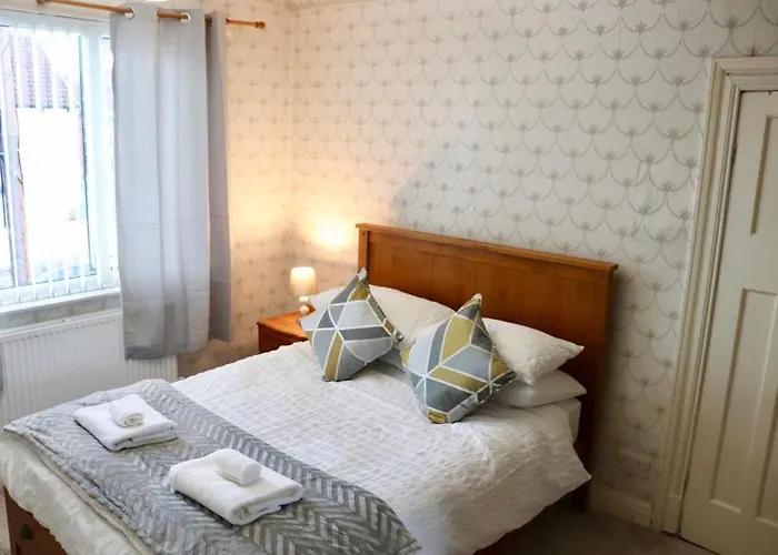 度假居 Exquisite Folk Victorian One-bed House: 利兹