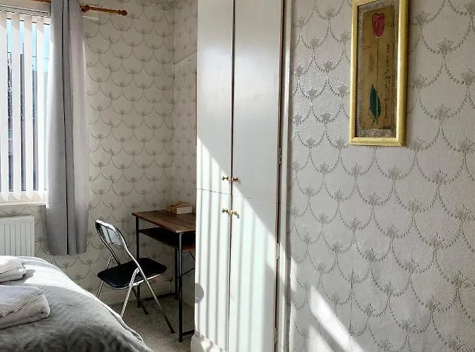 Exquisite Folk Victorian One-bed House: 利兹