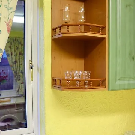Сasa de vacaciones Exquisite Folk Victorian One-bed House: *
