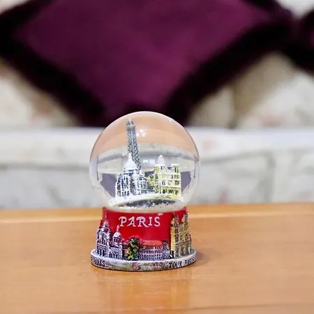 Hébergement de vacances Exquisite Folk Victorian One-bed House: *