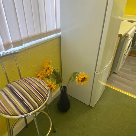 Exquisite Folk Victorian One-bed House: Hébergement de vacances *